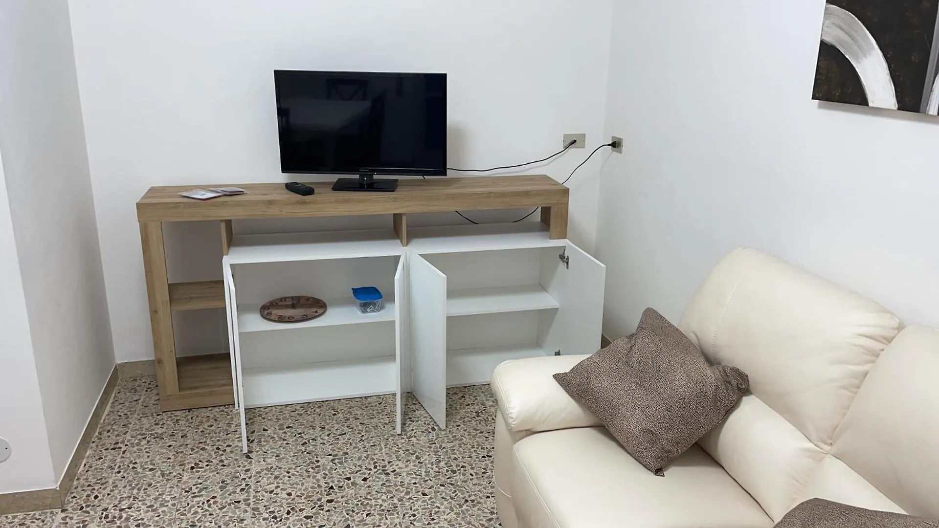 Villa Lauranna Cervia 0*,  Italy