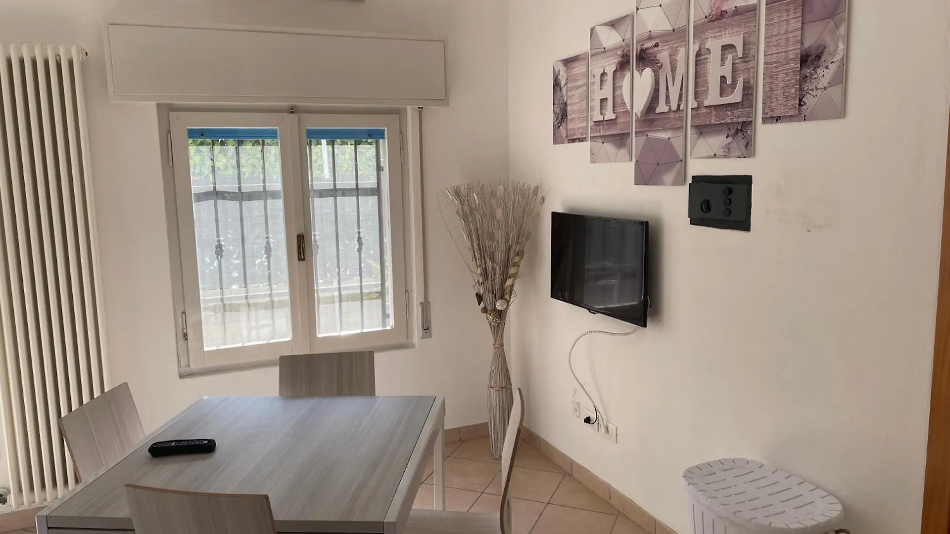 Villa Lauranna Cervia 0*,