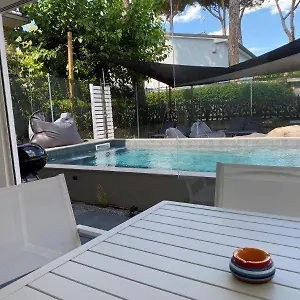 Luxury 4 With Swimming Pool Cervia