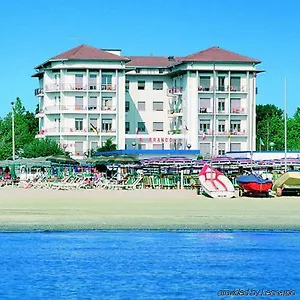 Отель Lungomare, Червия