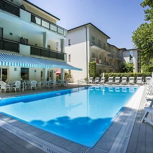 Athena Cervia